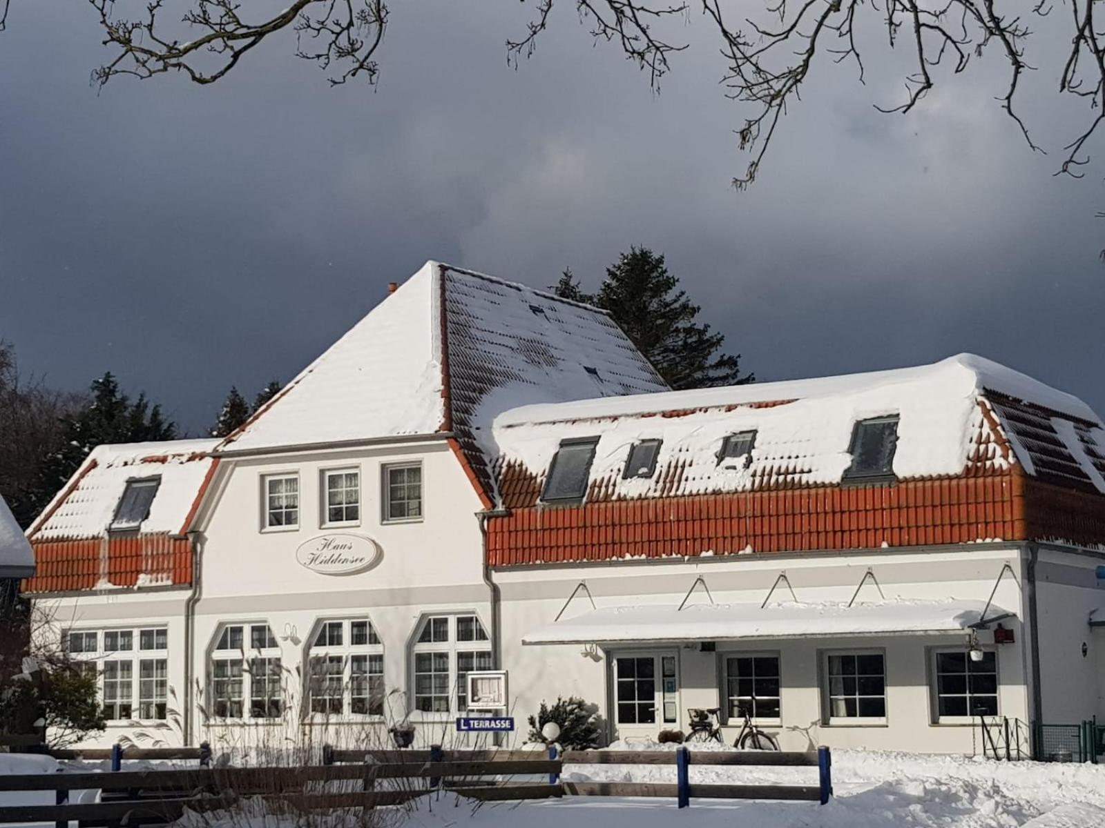 Pension & Restaurant Haus Hiddensee Kloster Exterior photo